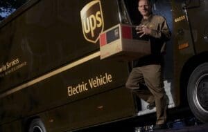 UPS alternatif yakıtlı araçlarla 1.6 milyar km yol katetti