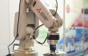 “Fabrikada robotlar birbiriyle konuşacak”