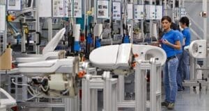 İnsan mı, robot mu üretsin?