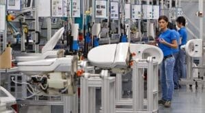 İnsan mı, robot mu üretsin?