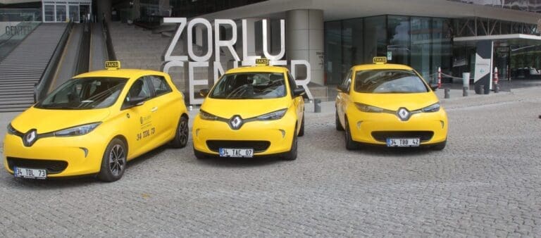Zorlu Center’da elektrikli taksi dönemi