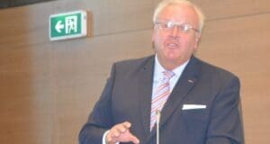 Türk ve Alman uzmanlar yenilenebilir enerjiyi tartıştı