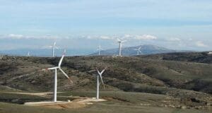 Güriş rüzgar enerjisinde yurtiçinde 581 MW kapasiteye ulaştı