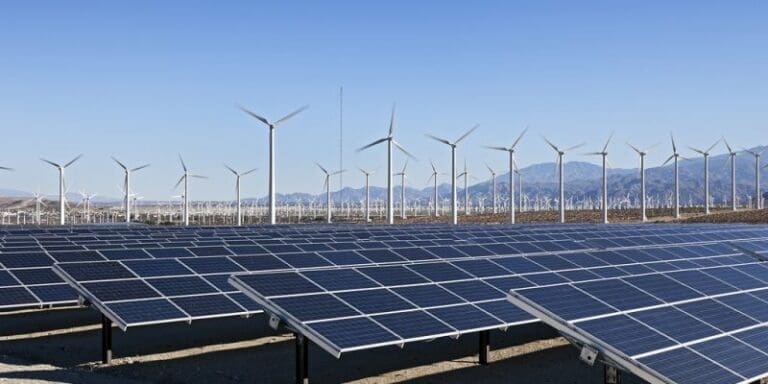 İklim hedefleri için yenilenebilir enerji yatırımları üç kat artmalı