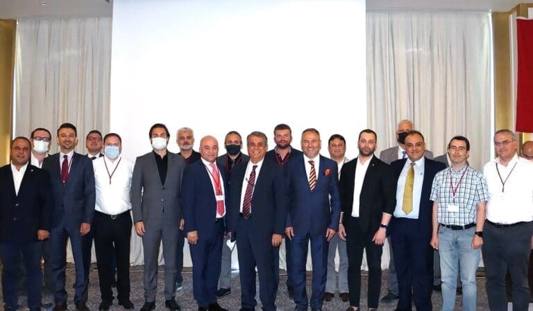 GENSED’de Halil Demirdağ yeniden başkan seçildi GENSED yönetim kurulu