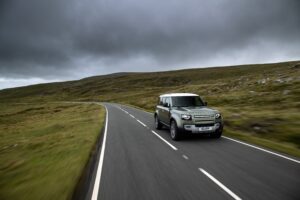 Hidrojen yakıt hücreli Land Rover Defender