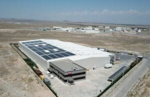 BİM üç deposunun çatısına toplam 2.23 MW güneş sistemi kurdu BİM