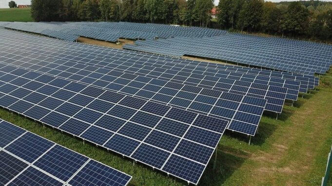 küresel güneş enerjisi yatırımı