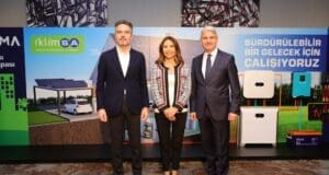 Teknosa Yönetim Kurulu Başkanı Hakan Timur ile Teknosa Genel Müdürü Sitare Sezgin