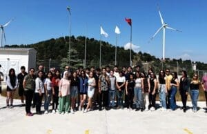 Kız öğrencilerin yenilenebilir enerjide istihdamı artıyor Kız öğrencilerin yenilenebilir enerjide istihdamı artıyor