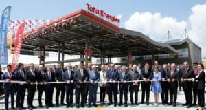 TOTAL Türkiye’deki ilk çevreci istasyonunu hizmete açtı TotalEnergies Başakşehir Mehmetçik 2 No’lu Akaryakıt İstasyonu açılışı