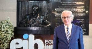 Yenilenebilir Enerji ve Sürdürülebilirlik Zirvesi İzmir’de Yenilenebilir Enerji ve Sürdürülebilirlik Zirvesi İzmir’de