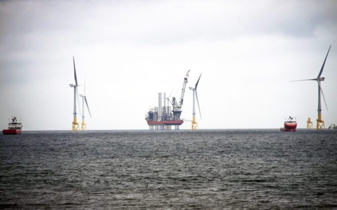 En büyük yüzer rüzgar çiftliğini petrol devleri planlıyor