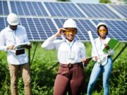 Kadınlar en çok güneş enerjisi sektöründe çalışıyor güneş enerjisinde kadın istihdamı