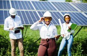 güneş enerjisinde kadın istihdamı
