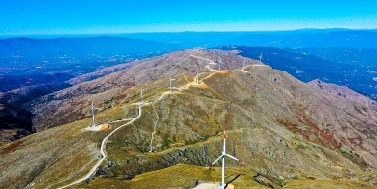 Akfen Yenilenebilir Enerji, 5,5 milyon ton karbon salımını azalttı Akfen Yenilenebilir Enerji Denizli RES