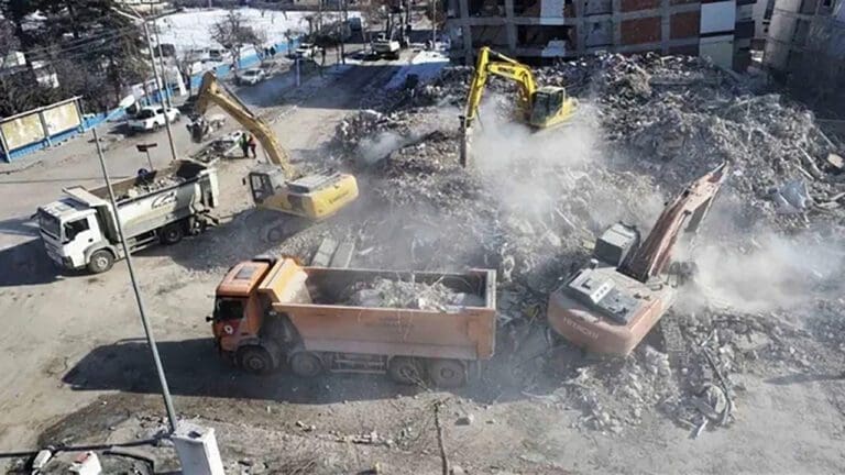 UNDP deprem enkazı