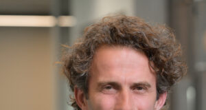 Enerjisa Enerji’den girişim projelerine 4.2 milyon TL destek Enerjisa Enerji CEO’su Murat Pınar