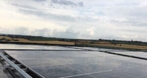 Çanakkale Ticaret ve Sanayi Odası çatısına güneş enerjisi kurdu Çanakkale Ticaret ve Sanayi Odası çatısına güneş enerjisi