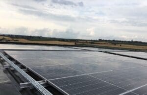 Çanakkale Ticaret ve Sanayi Odası çatısına güneş enerjisi kurdu Çanakkale Ticaret ve Sanayi Odası çatısına güneş enerjisi
