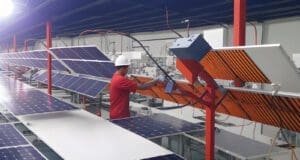 Güneş sektöründe 30 firma yılda 22 GW güneş paneli üretiyor Güneş Paneli Üretimi