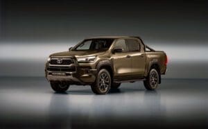 2024 Toyota Hilux Hibrit Özellikleri Toyota Hibrit Pikap Teknolojisi Avrupa'da Yeni Hilux Çift Kabin