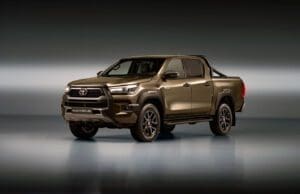 2024 Toyota Hilux Hibrit Özellikleri Toyota Hibrit Pikap Teknolojisi Avrupa'da Yeni Hilux Çift Kabin
