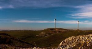 Akenerji, sera gazı emisyonlarını yüzde 50 azaltma hedefini duyurdu Akenerji sera gazı azaltım hedefi 2030 Akenerji sürdürülebilir enerji çabaları ISO 14046 su ayak izi standardı uygulaması