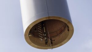 Ahşap türbin kuleleri rüzgar enerjisini daha yeşil hale getirebilir Modvion Ahşap Rüzgar Türbini Karbon Ayak İzini Azaltan Enerji Çözümleri Sürdürülebilir Orman Yönetimi ile Enerji Üretimi