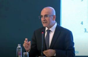 Mehmet Şimşek yeşil dönüşüm açıklamaları Türkiye yenilenebilir enerji yatırımları Yapay zeka enerji verimliliği