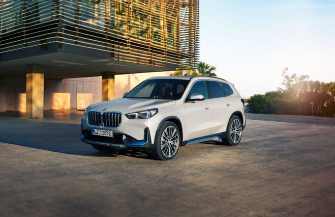 BMW Avrupa elektrikli araç liderliği Avrupa EV pazarı Temmuz 2024 Tesla BMW satış karşılaştırması