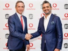 YEO Vodafone güneş enerjisi yatırımı Türkiye YEO Teknoloji 100 milyon dolar GES projesi Vodafone Türkiye enerji tüketimi yenilenebilir