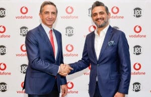 YEO Vodafone güneş enerjisi yatırımı Türkiye YEO Teknoloji 100 milyon dolar GES projesi Vodafone Türkiye enerji tüketimi yenilenebilir