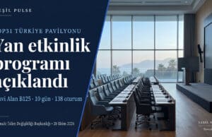 COP31 Türkiye Pavilyonu yan etkinlik programını duyuran Yeşil Pulse kapağı; sağda uluslararası konferans merkezinin oturum salonu.