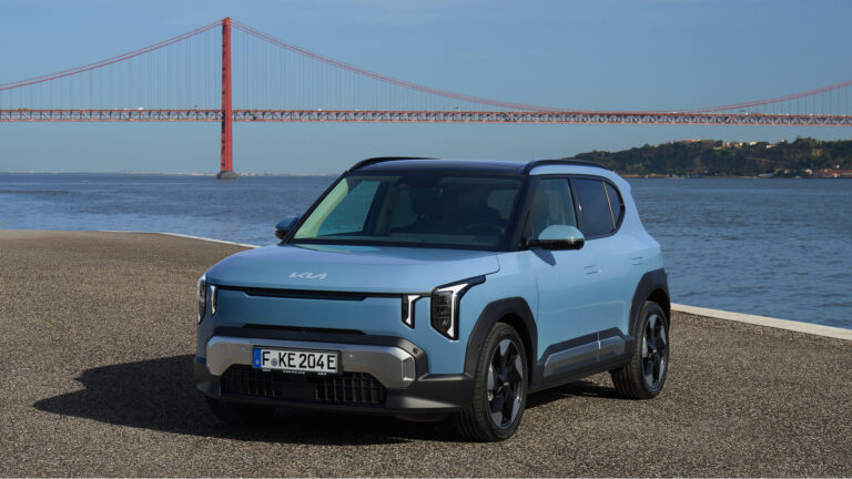 Kia’nın ekim elektrikli kampanyasında EV2 1,699 milyon TL’den başlıyor Kia EV2 elektrikli otomobilin resmi basın fotoğrafı.